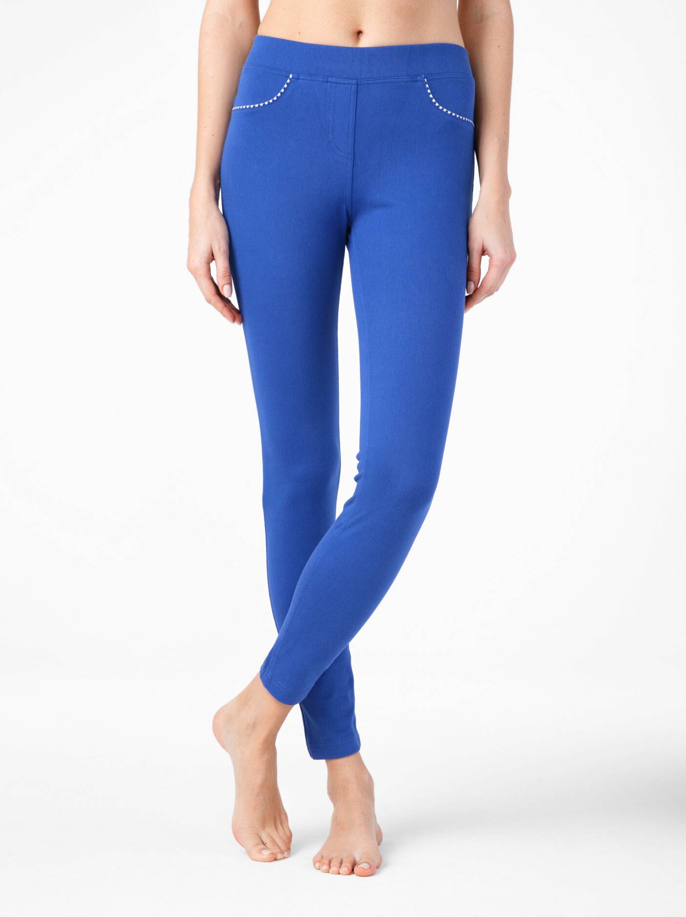 leggings modeling leggings with a high fit VOYAGE - Official online ...