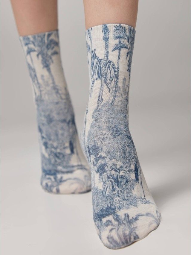 Women's socks CONTE ELEGANT FANTASY, s.23-25, 400 light denim - 2