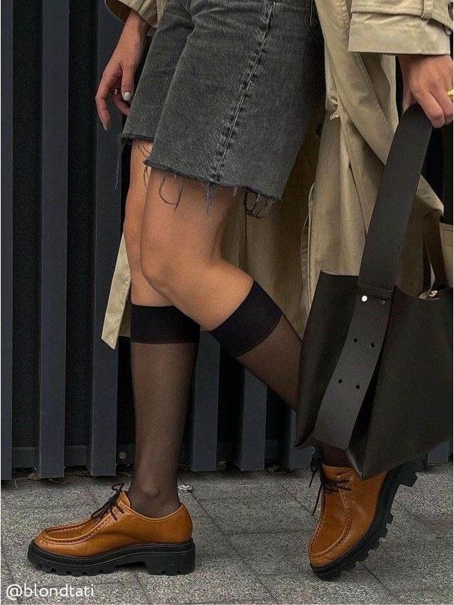 Women's knee high socks CONTE ELEGANT TENSION SOFT 40 (1 pair),s.23-25, nero - 1