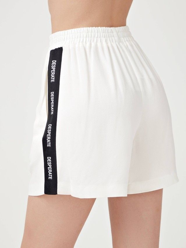 Women's shorts CONTE ELEGANT LS 1596, s.170-84-90, off-white - 3