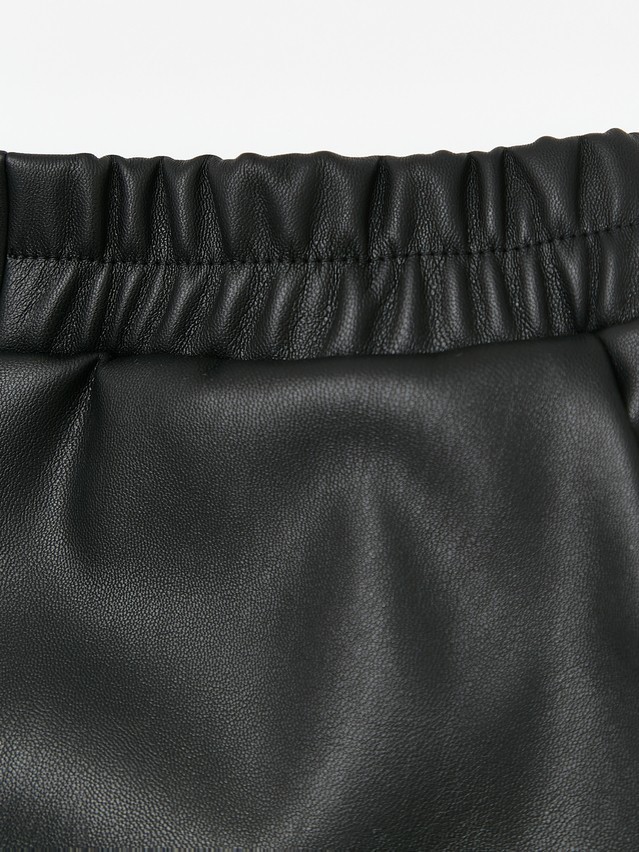 Women's shorts C LS 3286, s.170-84-90, black - 10
