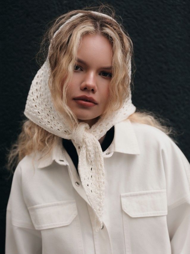 Women's headscarf CONTE LDK25194, s.42*108, ecru - 1