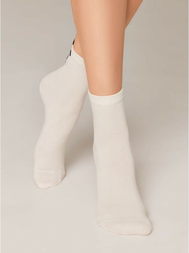 Women's socks CONTE ELEGANT CLASSIC, s.23, 538 milky - 2