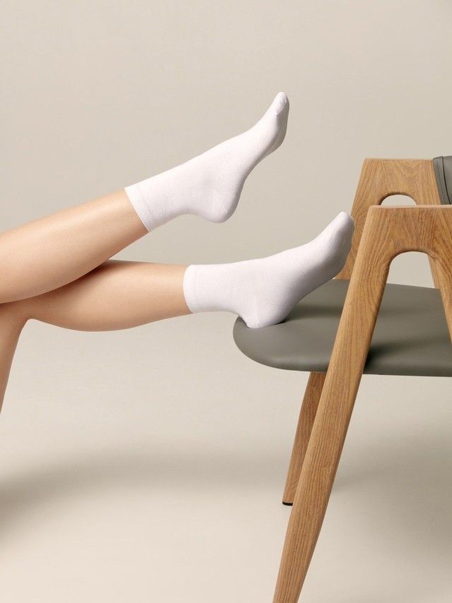 Women's socks CONTE ELEGANT CLASSIC, s.23-25, 000 white - 2