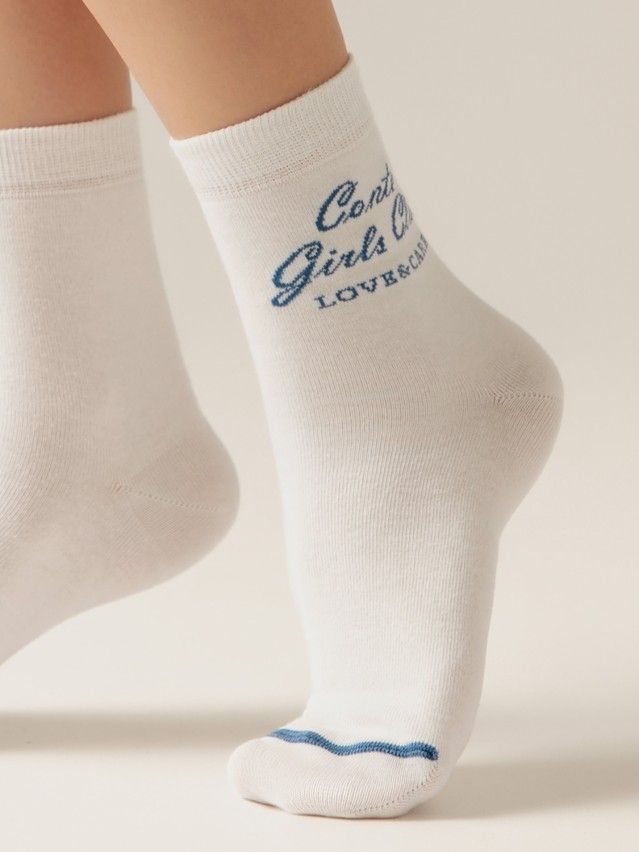 Women's socks CONTE ELEGANT CLASSIC, s.23-25, 685 milky - 2