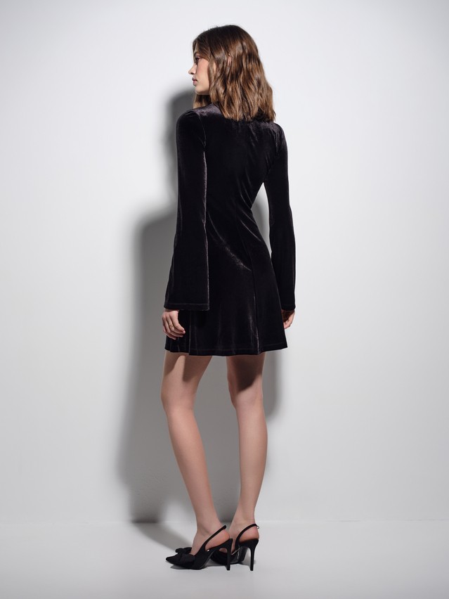 Women's gown CONTE LPL 3329, s.170-88-94, black - 2