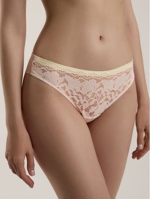 Women's high-rise panties