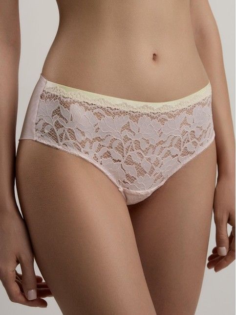 Women's high-rise panties