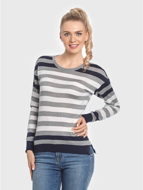 Knitted jumper with decorative button placket at the back LDK 008
