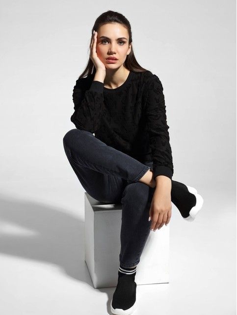 Ultra-soft sweatshirt made of textured knitwear LD 1050