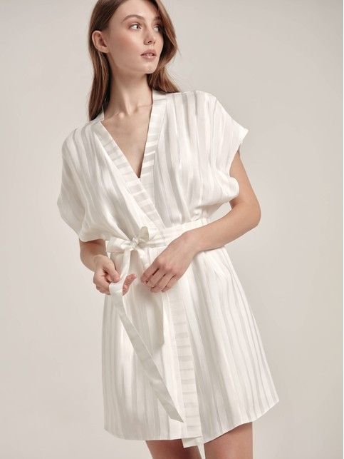 Women's dressing gown