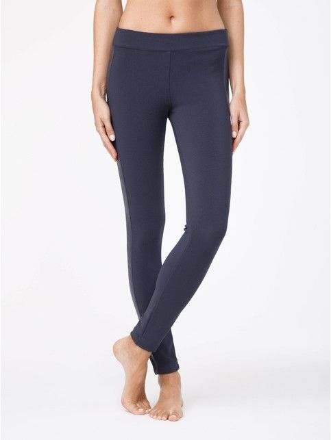Modeling leggings with lampas URBAN