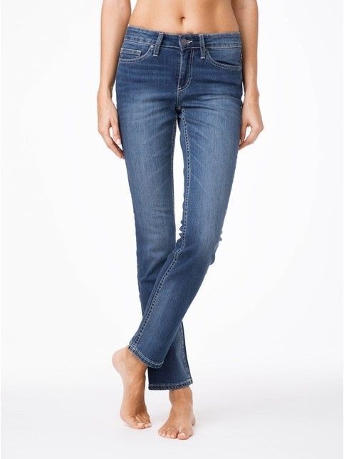 Classic straight jeans with a medium fit 2091/49123