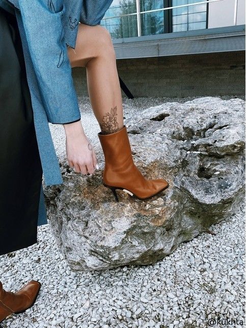 ASIAN PEONY limited edition tights with tattoo