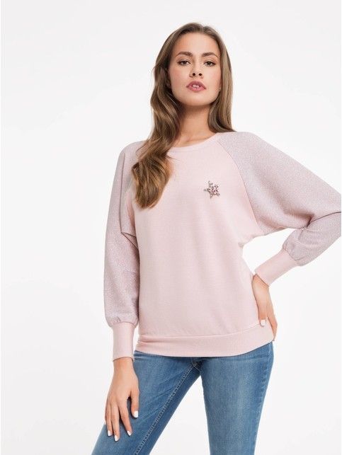 Jumper with shimmering glitter and brooch 837