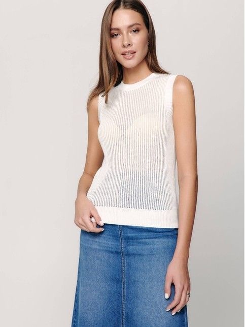 Sleeveless openwork jumper made of cotton yarn and modal LDK 129