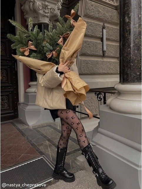 Logо graphic tights