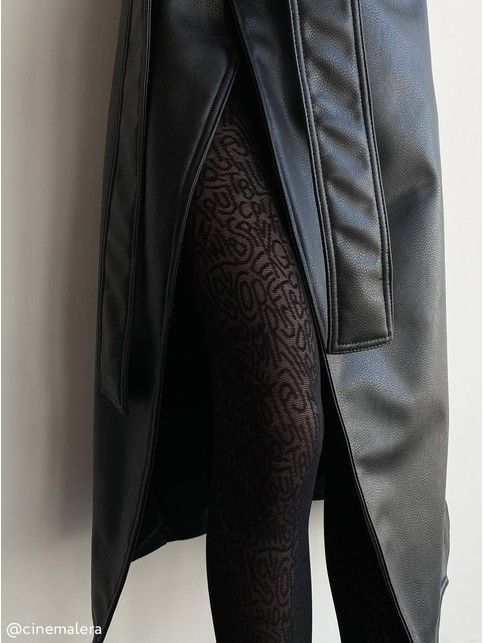 Symbol fishnet tights