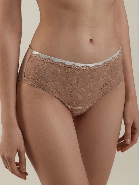 Women's high-rise panties
