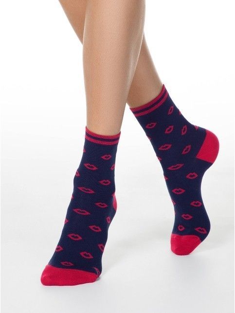 Cotton socks with lips pattern