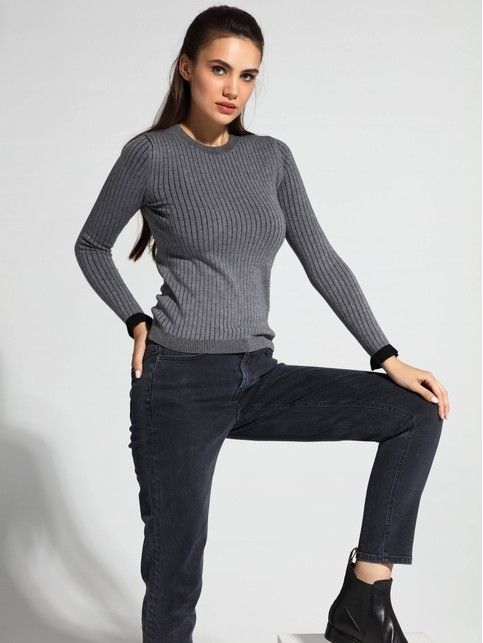Stylish ribbed knit jumper with ruffles LDK 063