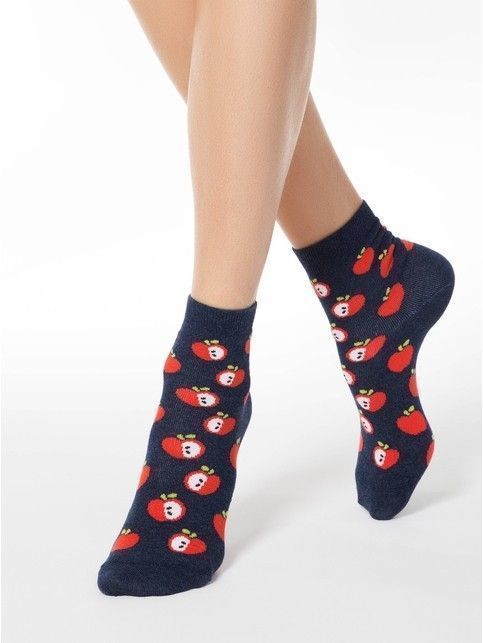 Cotton socks with apple pattern