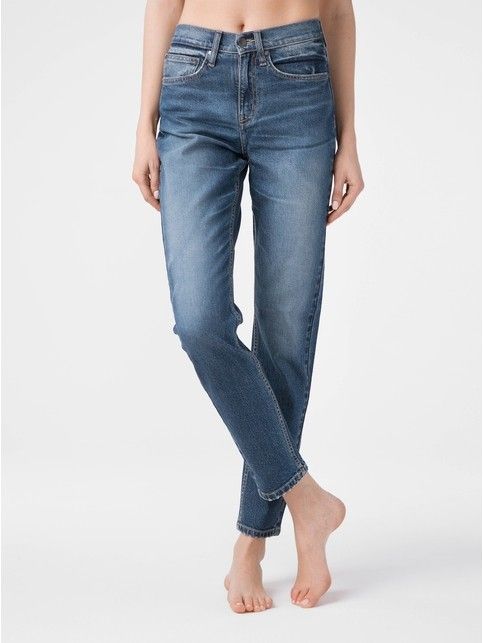 Eco-friendly vintage Relaxed Mom jeans with a high fit CON-167