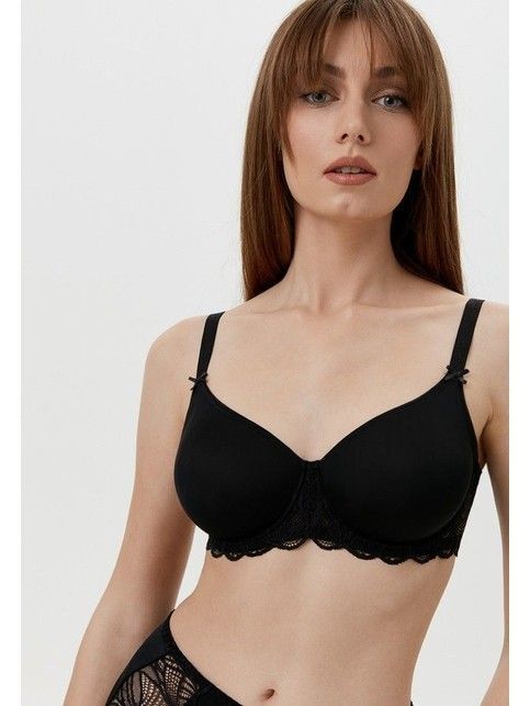 Bra with a seamless molded cup AURA RB6045