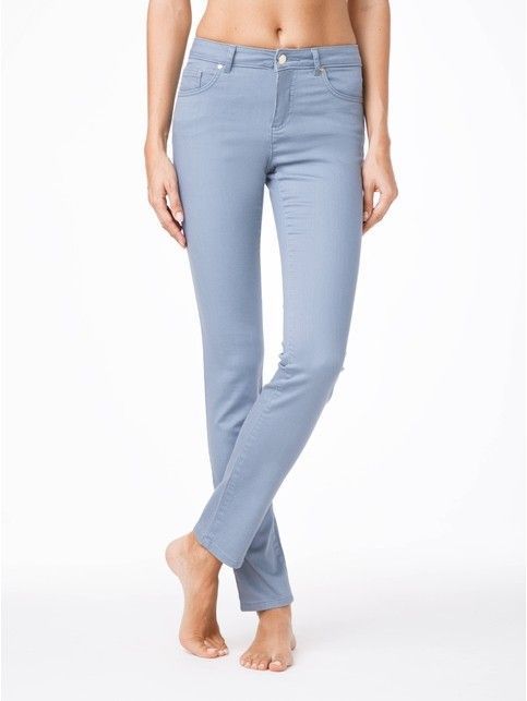 Classic straight jeans with the effect of 
