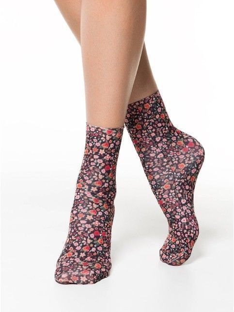 Flower meadow socks