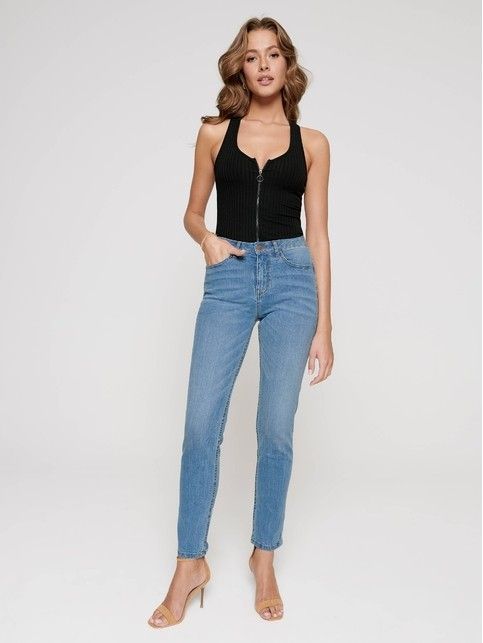 Eco-friendly Relaxed Mom jeans with high rise CON-242