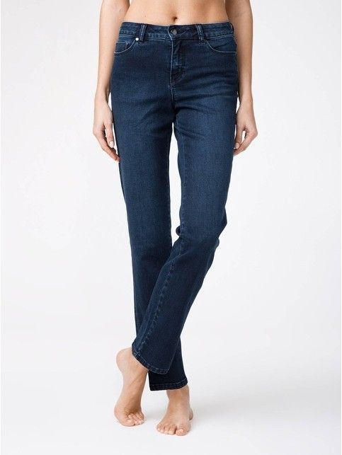 Eco-friendly jeans with the effect of 