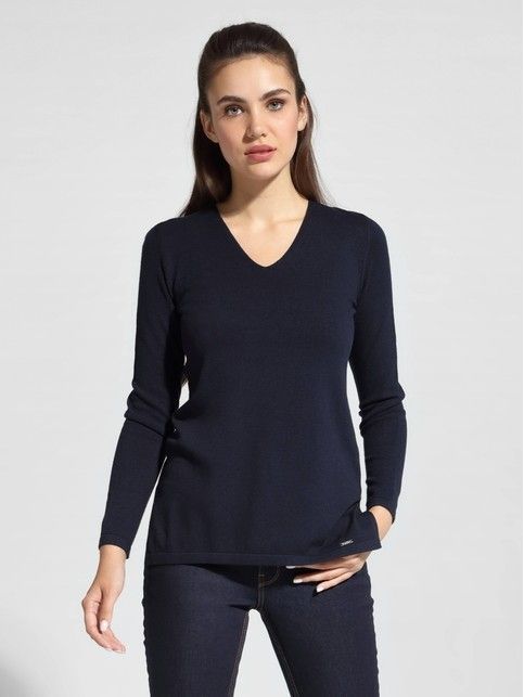 Elongated knitted pullover with side slits LDK 056