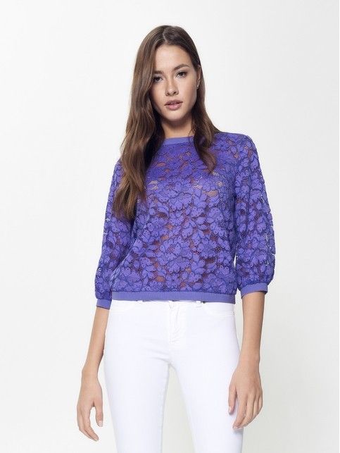 Lace jumper with voluminous sleeves LD 904