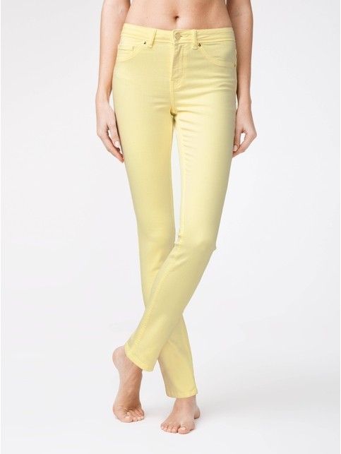 Modeling Soft Touch Jeans CON-38Y