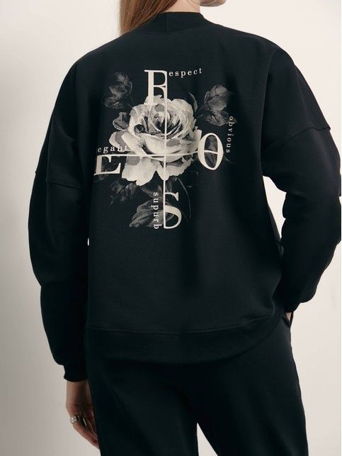Oversized sweatshirt on fleece with 