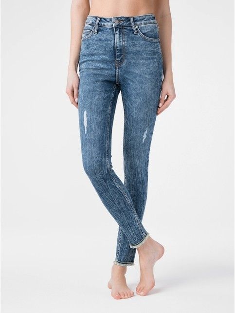 Modeling eco-friendly jeans skinny with a super high fit CON-176 Lycra®