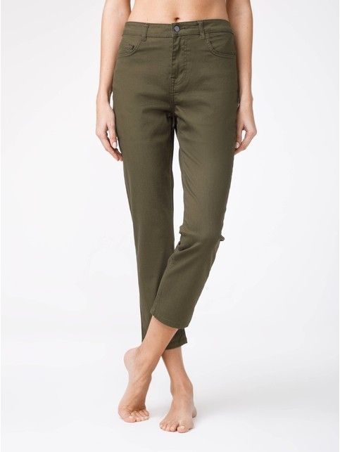 Cropped jeans with a medium fit CON-139A