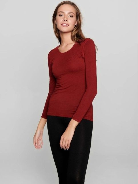 Thermal jacket with a round neck