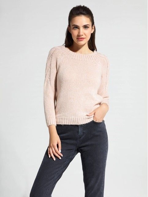 Knit pullover with braids of voluminous yarn with wool and mohair LDK 077