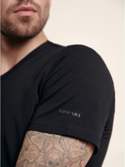 Men's T-shirts