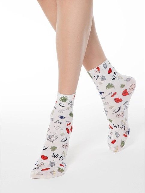 Socks with a bright print FANTASY 70